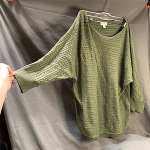Market & Spruce Riviera olive green cable knit 3/4 sleeve scoop neck sweater
